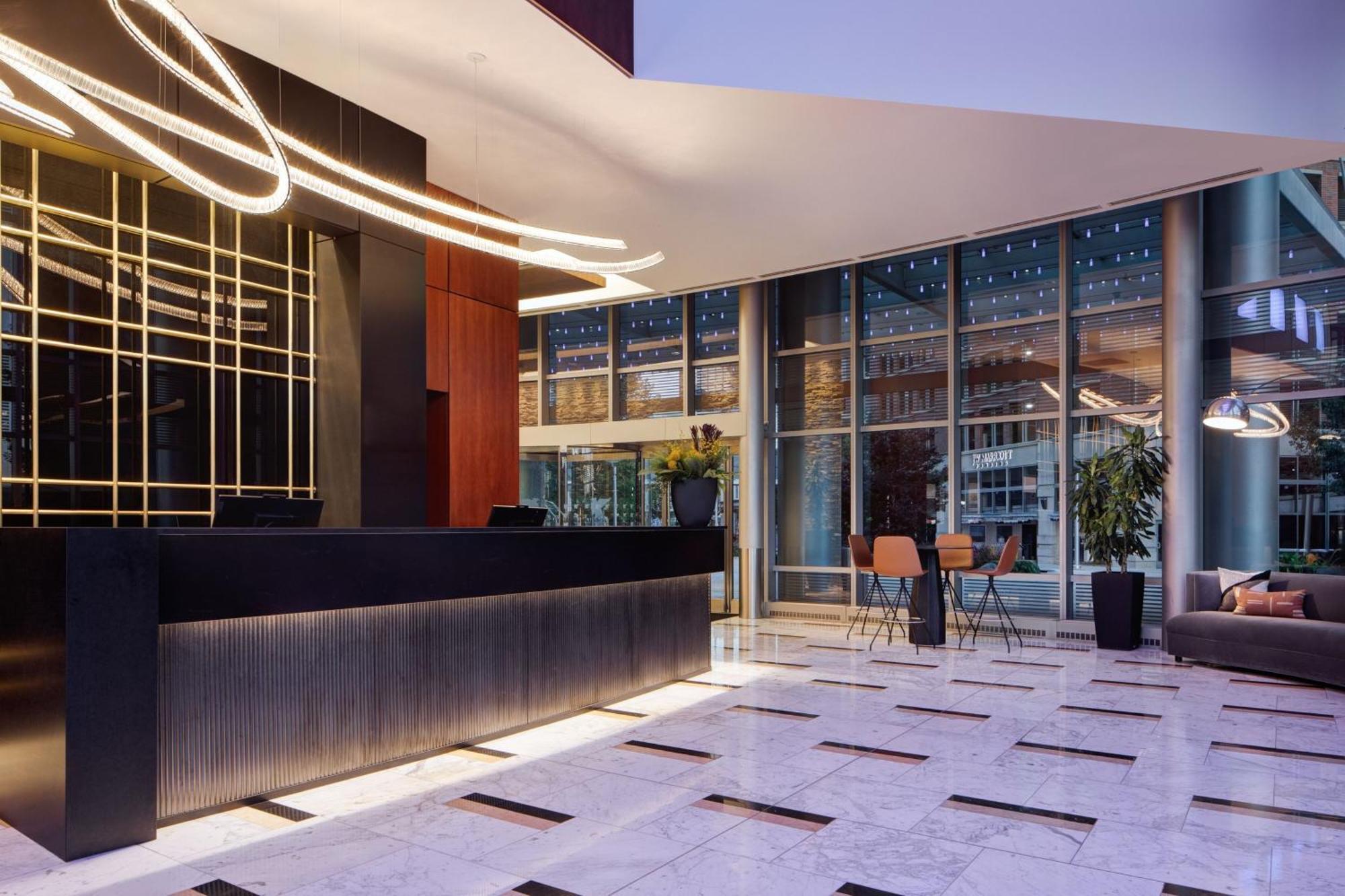 Jw Marriott Grand Rapids Hotel Exterior photo